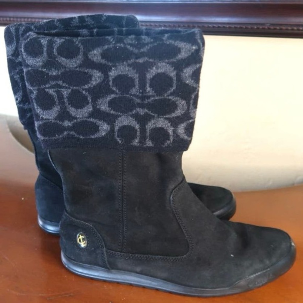 Coach Size 6.5 Tatum Boots Black Suede Leather Wool Logo Sweater Cuffs Flat Heel